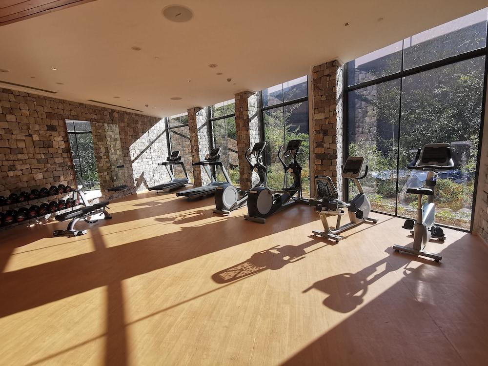 Taj Rishikesh Resort And Spa Dehradun Buitenkant foto