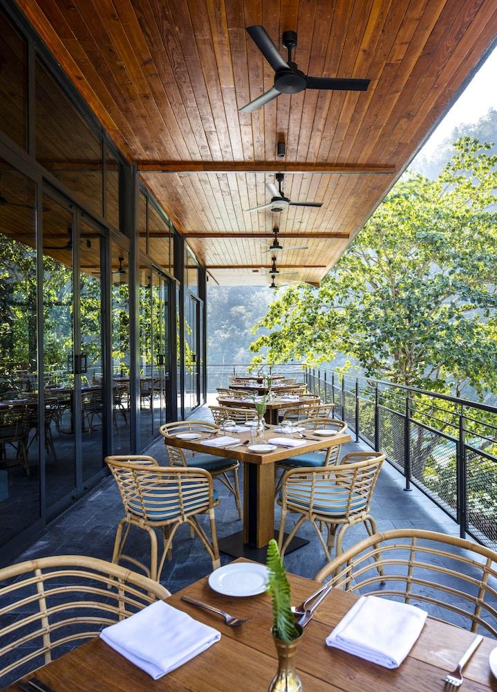 Taj Rishikesh Resort And Spa Dehradun Buitenkant foto